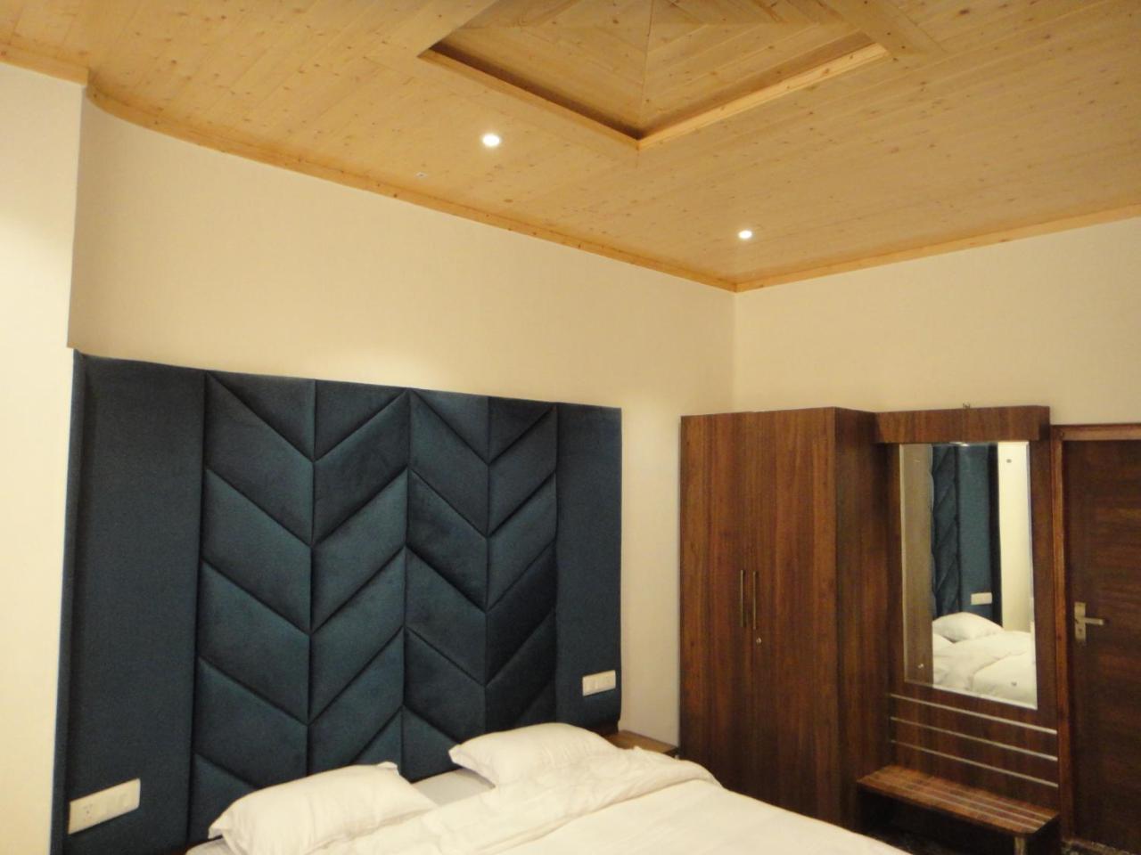 The Hill Crest Inn Shimla Esterno foto